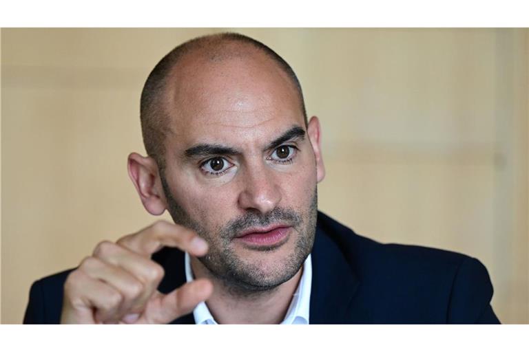 Baden-Württembergs Finanzminister Danyal Bayaz (Grüne) bekam Post von einem Rentner aus dem Rhein-Neckar-Kreis.