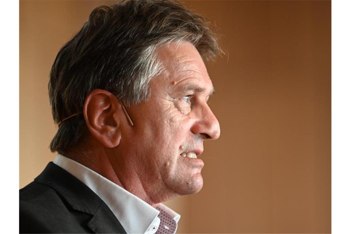 Baden-Württembergs Gesundheitsminister Manne Lucha (Bündnis 90/Die Grünen) bei einer Veranstaltung. Foto: Felix Kästle/dpa/Archivbild