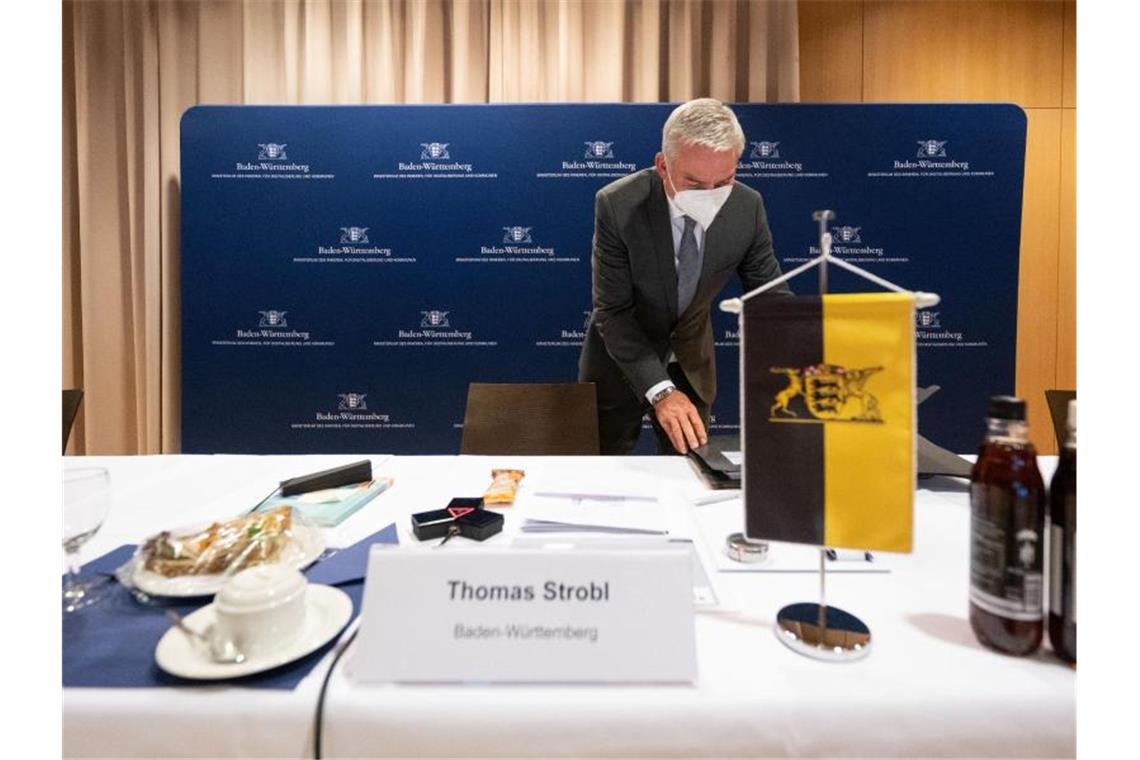 Baden-Württembergs Innenminister Thomas Strobl leitet die Konferenz in Stuttgart. Foto: Marijan Murat/dpa