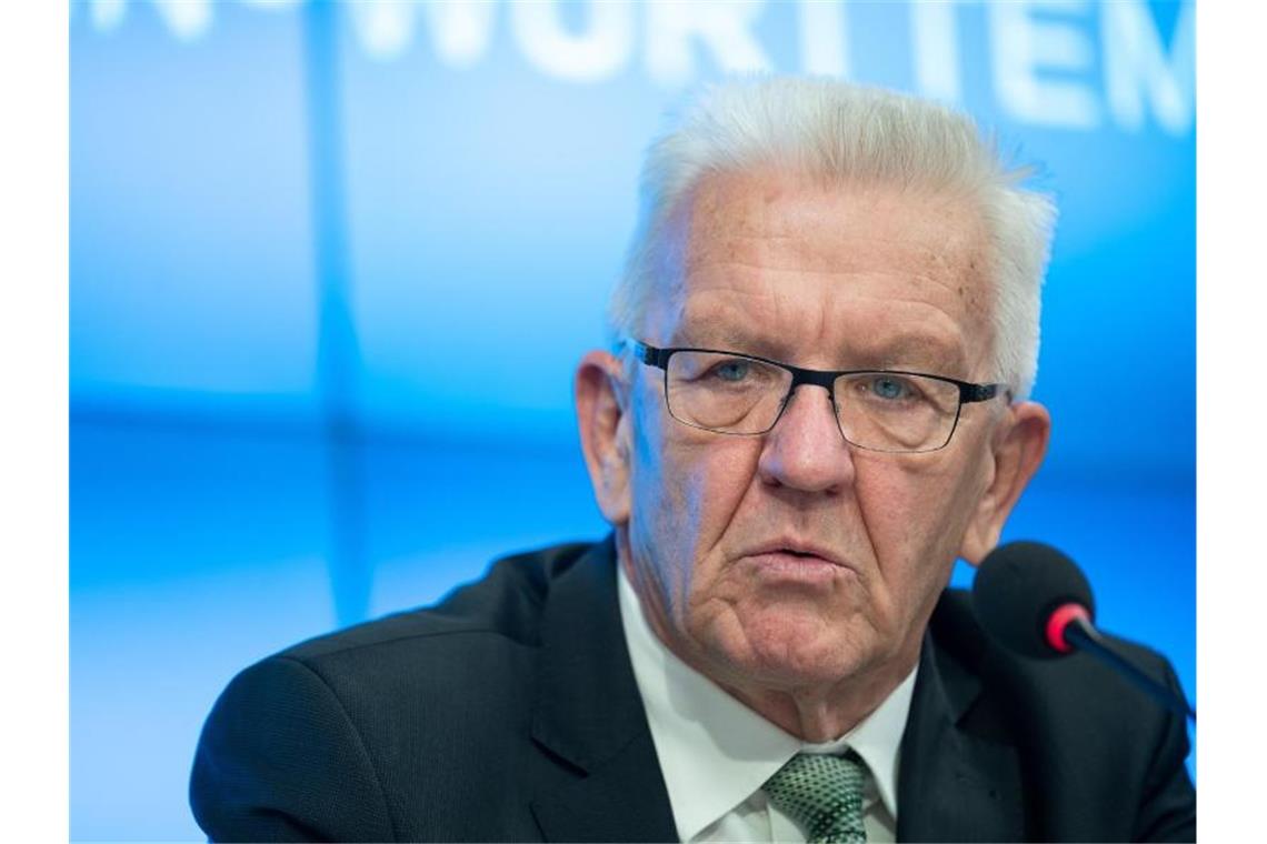 Kretschmann zur Welle: „Damit haben wir nicht gerechnet“ Baden-Württembergs Ministerpräsident Winfried Kretschmann (Grüne). Foto: Sebastian Gollnow/dpa/Archivbild
