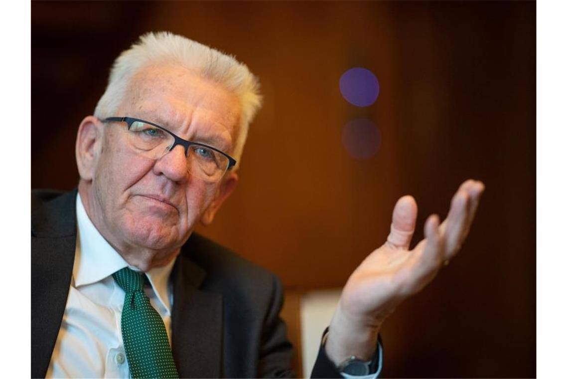 Kretschmann untermauert Äußerung zum Rechtschreibunterricht