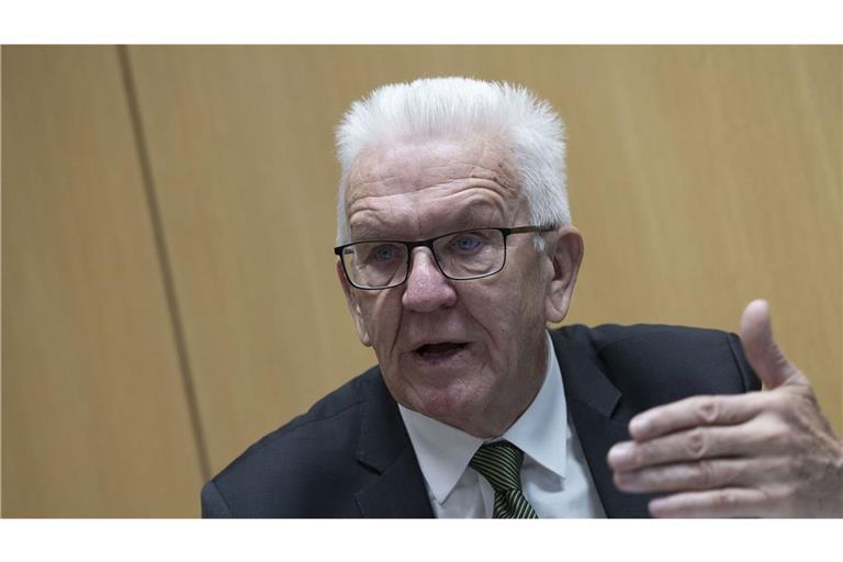 Baden-Württembergs Ministerpräsident Winfried Kretschmann teilte im Landtag gegen die AfD aus.