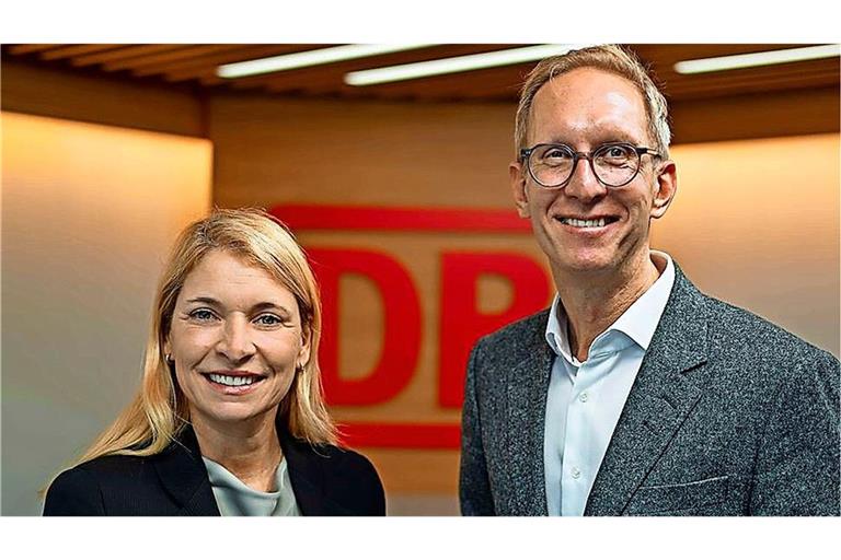 Bahn-Chefin Evelyn Palla hat  Jens-Oliver Voß  zum  Leiter der Abteilung Kommunikation und Marketing ernannt.