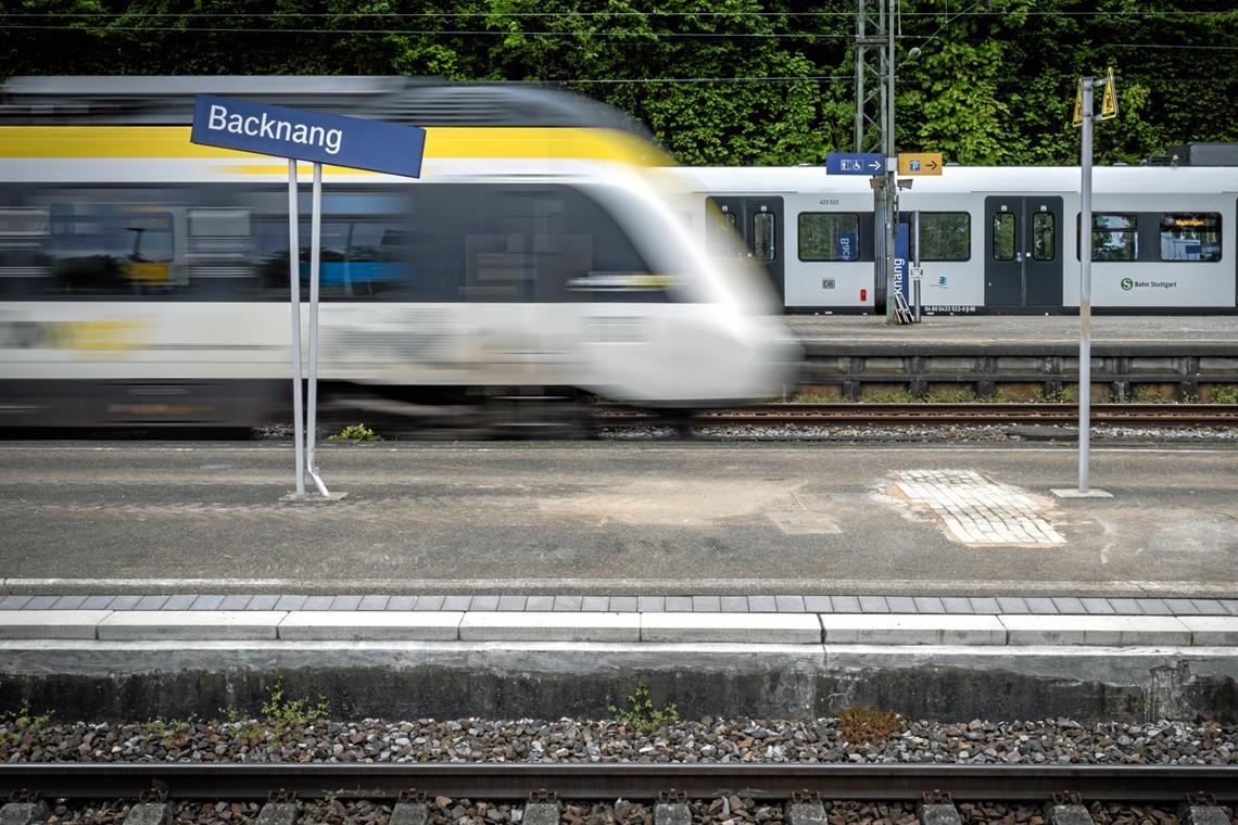 Oberleitungsstörung auf der Linie S3