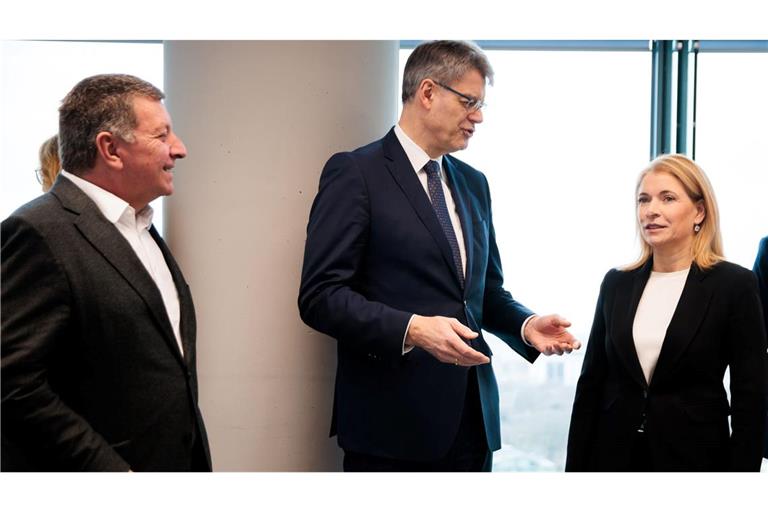 Bahnchefin Evelyn Palla lud zum Sicherheitsgipfel nach Berlin.