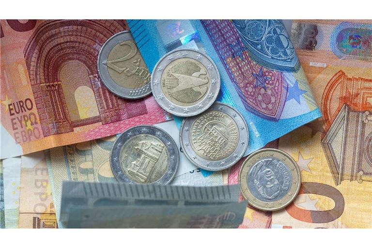 Bargeld bleibt Bundesbank-Vorstand Balz zufolge auch in Zukunft ein wichtiger Bestandteil des Zahlungsverkehrs. (Symbolbild)