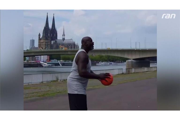 Basketball-Legende "Shaq" in Köln.