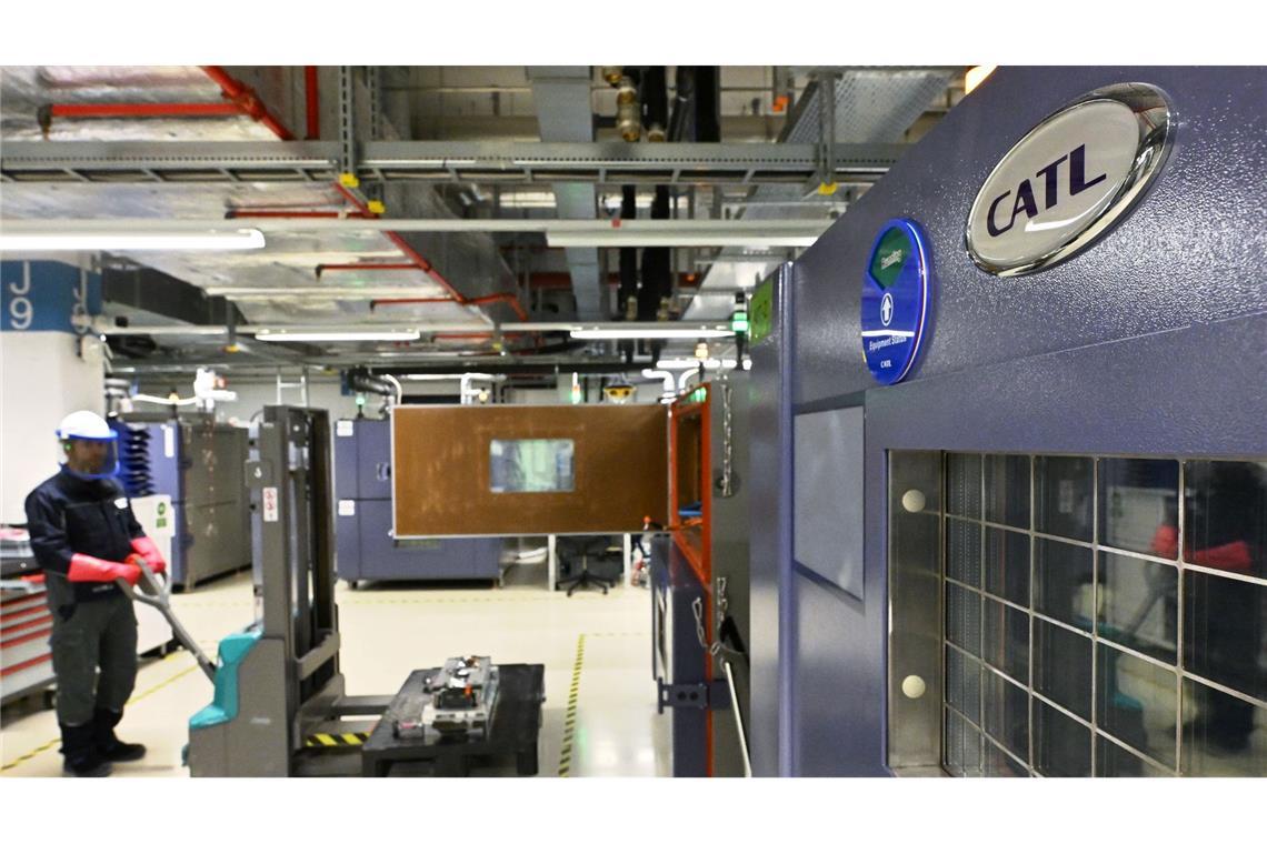 Batteriehersteller CATL erweitert Testkapazitäten Batteriezellen werden beim Test in Arnstadt unterschiedlichen Umweltbedingungen ausgesetzt.