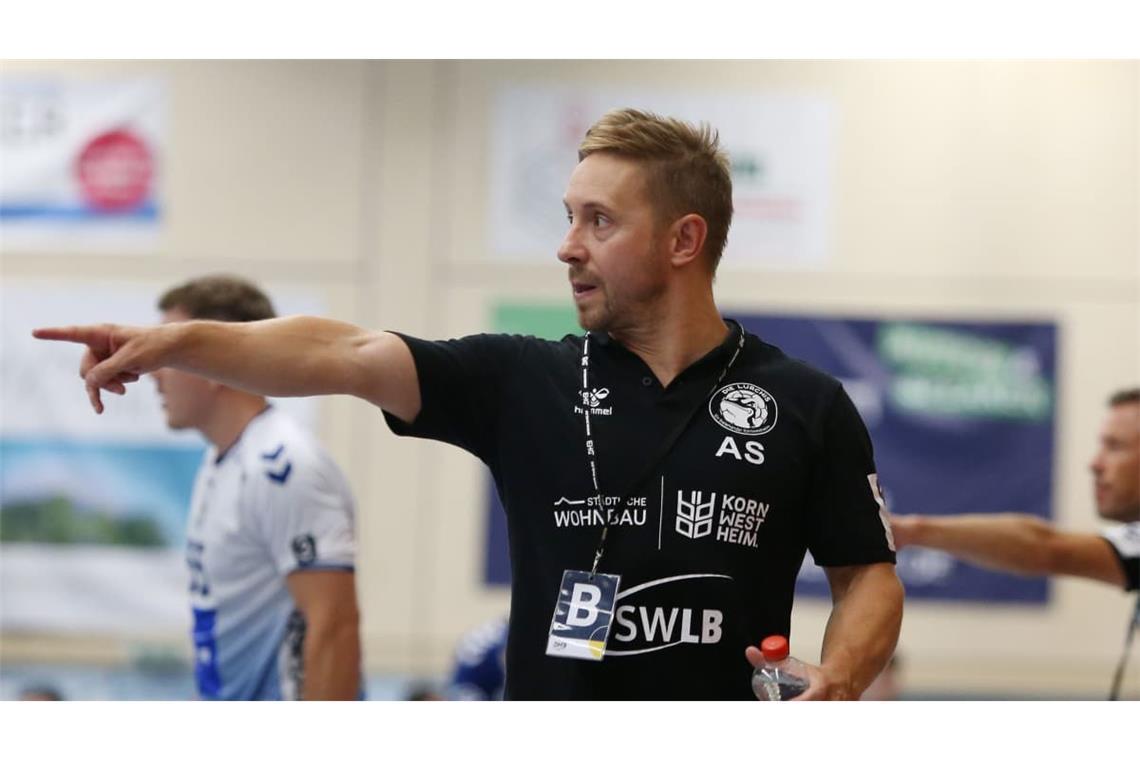 BAU//  07.09.2024 Kornwestheim Handball SVK Salamander Kornwestheims vs. EHV Aue, Trainer Dr. Alexander Schurr (Kornwestheim)