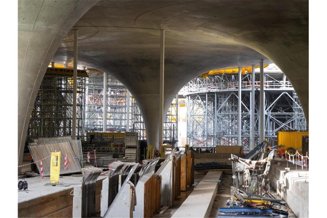 Neues Preisschild für Stuttgart 21: wie teuer wird es? Bauarbeiten für Stuttgart 21 auf dem Bahnhofsgelände in Stuttgart. Foto: Bernd Weißbrod/dpa/Archivbild