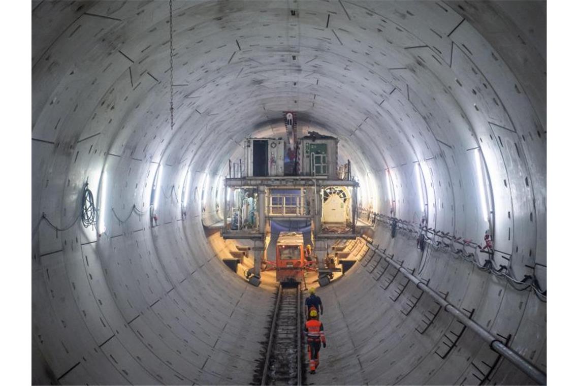 Erste Röhre des Stuttgart 21-Fildertunnels durchgeschlagen