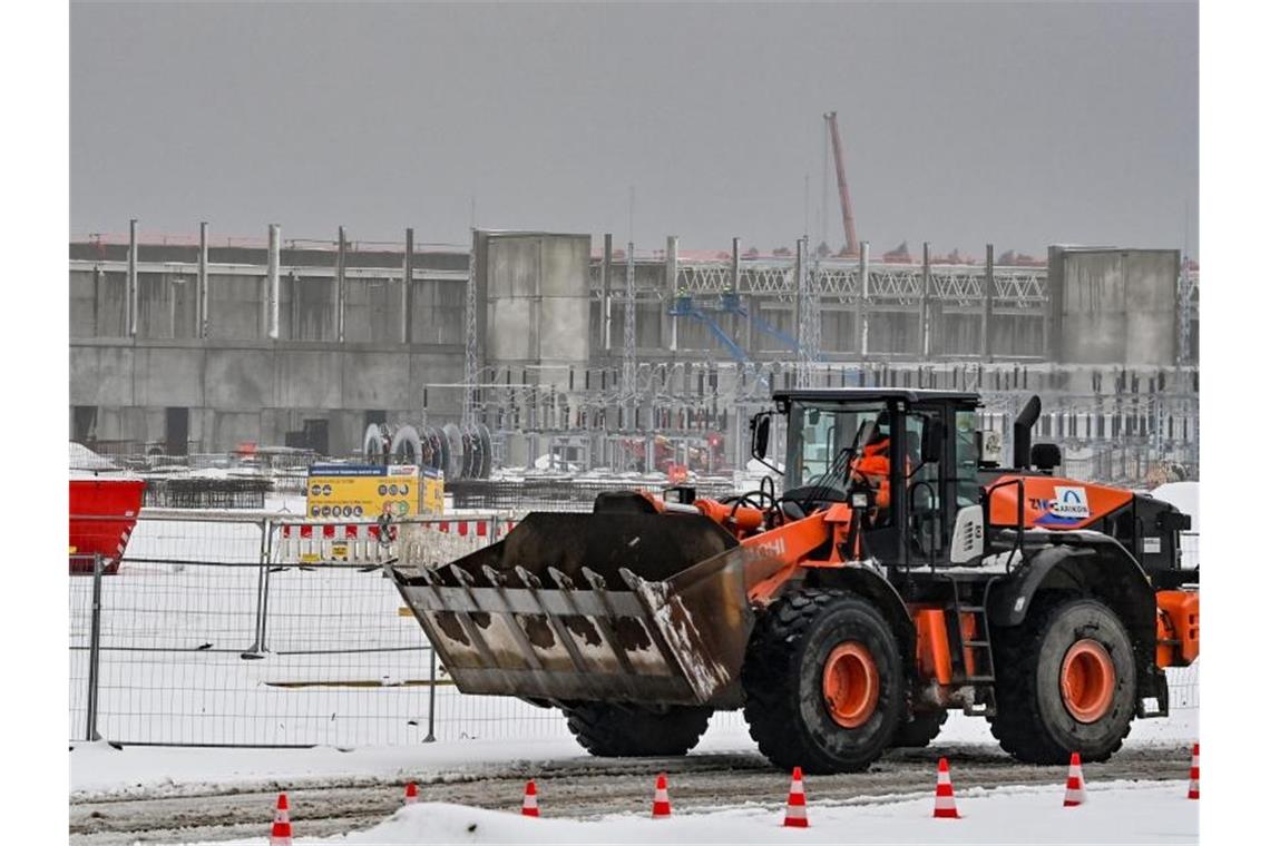 Baugelände der Tesla-Fabrik in Grünheide bei Berlin. Foto: Patrick Pleul/dpa-Zentralbild/dpa