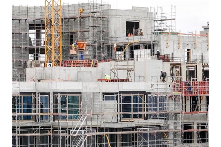Baustelle im Berliner Stadtteil Wilmersdorf: Deutschlands Wirtschaft ist im ersten Quartal 2019 auf den Wachstumspfad zurückgekehrt. Foto: Jan Woitas