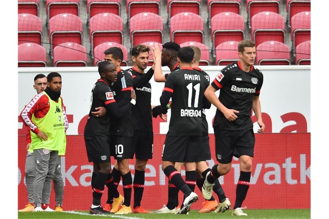 Bayer Leverkusen konnte sich knapp bei Mainz 05 durchsetzen. Foto: Torsten Silz/dpa