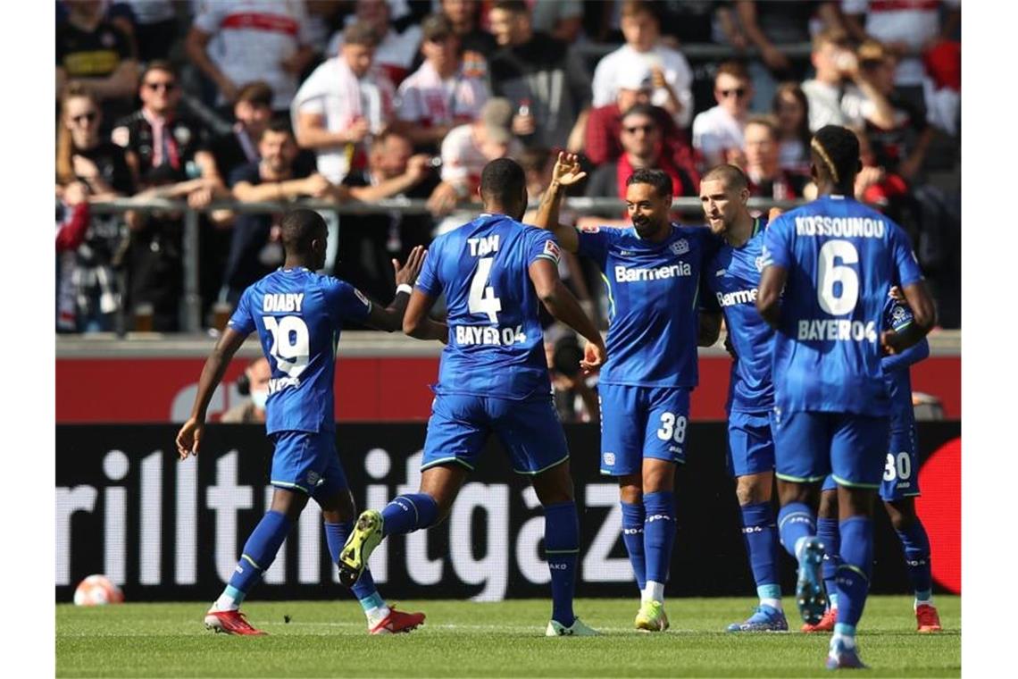 Leverkusen feiert „hässlichen“ Unterzahl-Sieg beim VfB Bayer Leverkusen konnte sich trotz langer Unterzahl in Stuttgart durchsetzen. Foto: Tom Weller/dpa