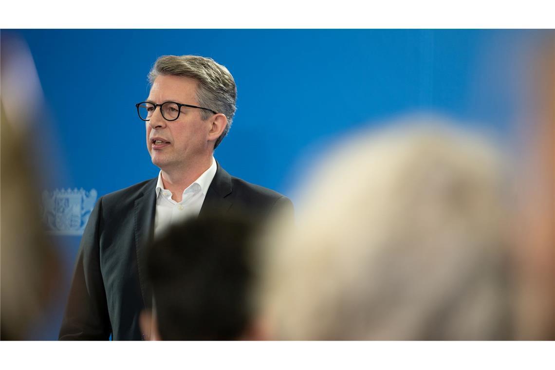 NS-Raubkunst? Erben wollen Gemälde von Bayern einklagen Bayern Kunstminister Markus Blume will mit der Rückgabe der Werke einen "Versuch der Wiedergutmachung in Richtung der Opfer" unternehmen. (Archivbild)