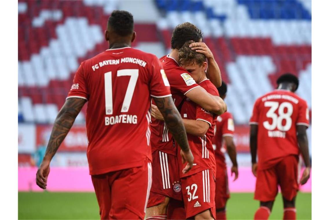 Bayern München kann mit einem Sieg in Bremen die Meisterschaft perfekt machen. Foto: Matthias Balk/dpa