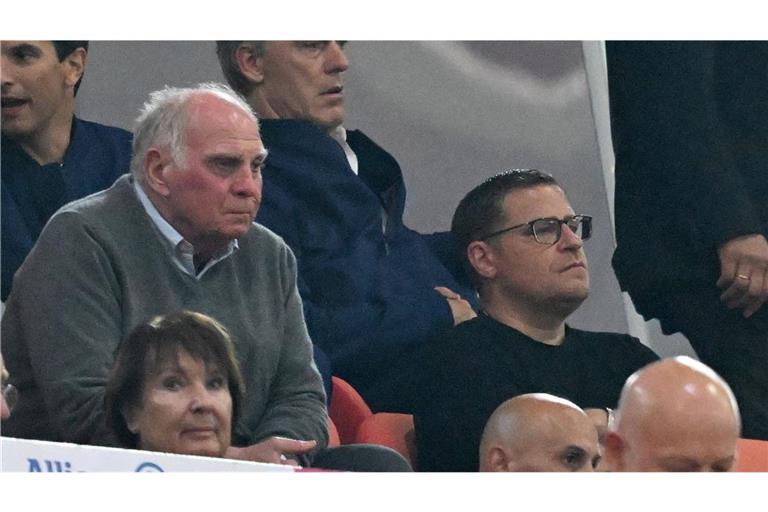 Bayerns Ehrenpräsident Uli Hoeneß (links) und Sportvorstand Max Eberl