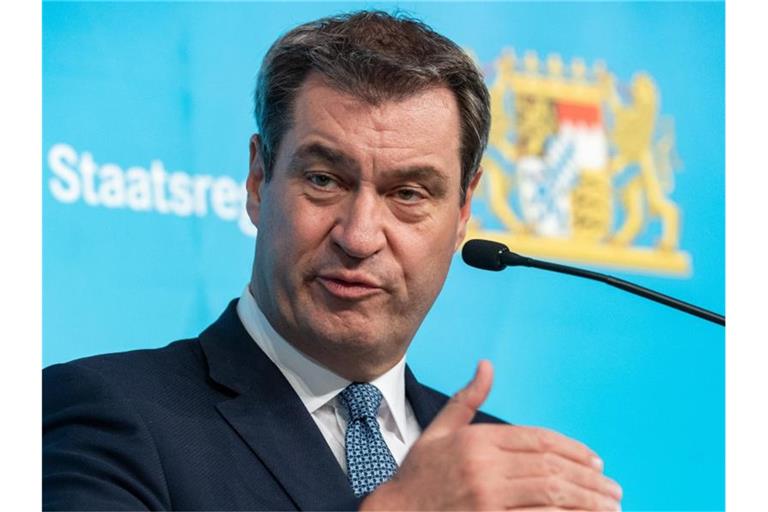 Bayerns Ministerpräsident Markus Söder sieht seinen Platz in München. Foto: Peter Kneffel/dpa