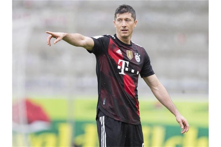 Bayerns Weltfußballer Robert Lewandowski schrieb Bundesliga-Geschichte mit seiner Torausbeute. Foto: Tom Weller/dpa