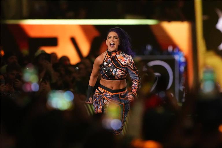 Bayley bestritt gestern Abend ein Match gegen Roxanne Perez.