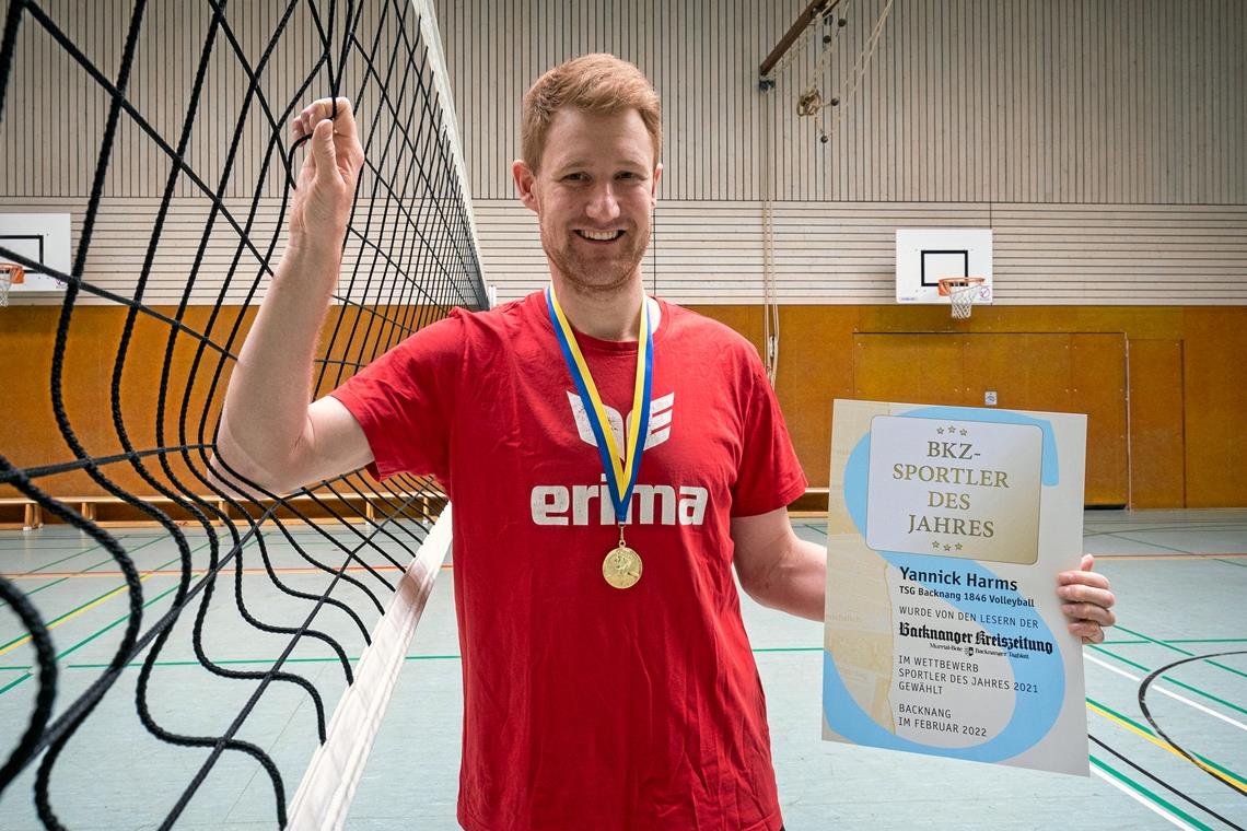 Beachvolleyballer Yannick Harms setzt sich bei den Männern durch. Foto: A. Becher