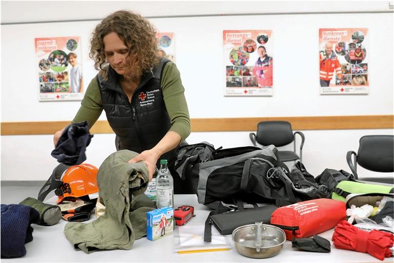 Beate Wichtler ist für das neue Resilienzzentrum des DRK zuständig. Sie bietet beispielsweise auch Kurse dazu an, wie eine gute Notfallbevorratung aussieht. Foto: Benjamin Büttner