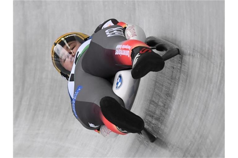 Befindet sich derzeit in China, um die dortigen Bedingungen auf der Olympia-Bahn zu testen: Natalie Geisenberger. Foto: Tobias Hase/dpa