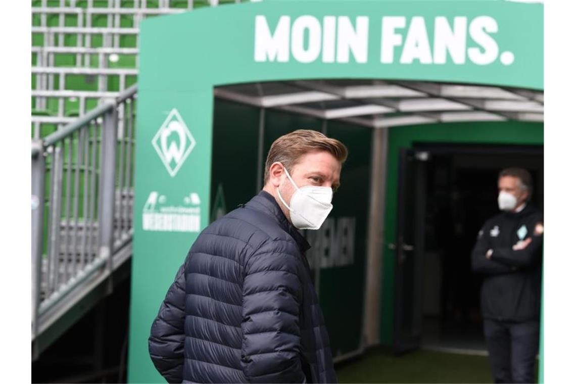 Befürworter, aber kein Freund von Quarantäne-Traingslagern: Werder-Coach Florian Kohfeldt. Foto: Carmen Jaspersen/dpa