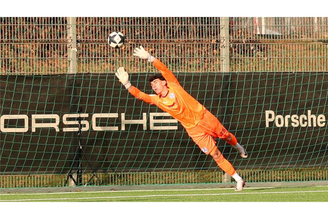 Nach 0:3 noch 4:3 – Kickers gewinnen Test gegen Young Boys Reutlingen