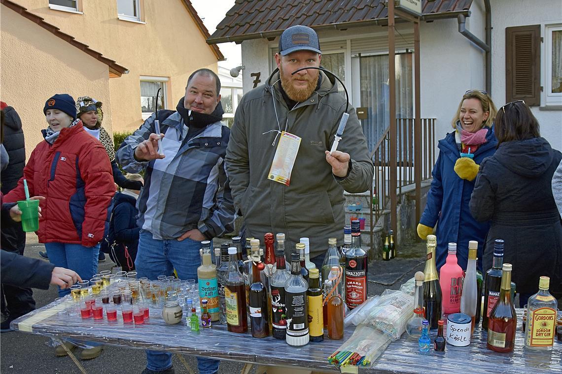 Bei 5 Grad minus gab es hier Hochprozentiges  zum Aufwärmen. 66-Jahre Faschingsv...
