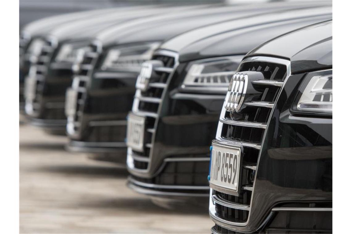 Audi streicht Tausende Stellen in Deutschland Bei Audi werden bis 2025 unter dem Strich 7500 Stellen abgebaut. Foto: Armin Weigel/dpa