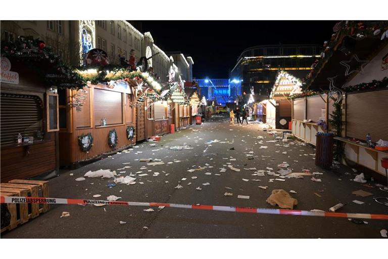 Bei dem Anschlag auf den Magdeburger Weihnachtsmarkt starben sechs Menschen, mehr als 300 wurden verletzt. (Archivbild)