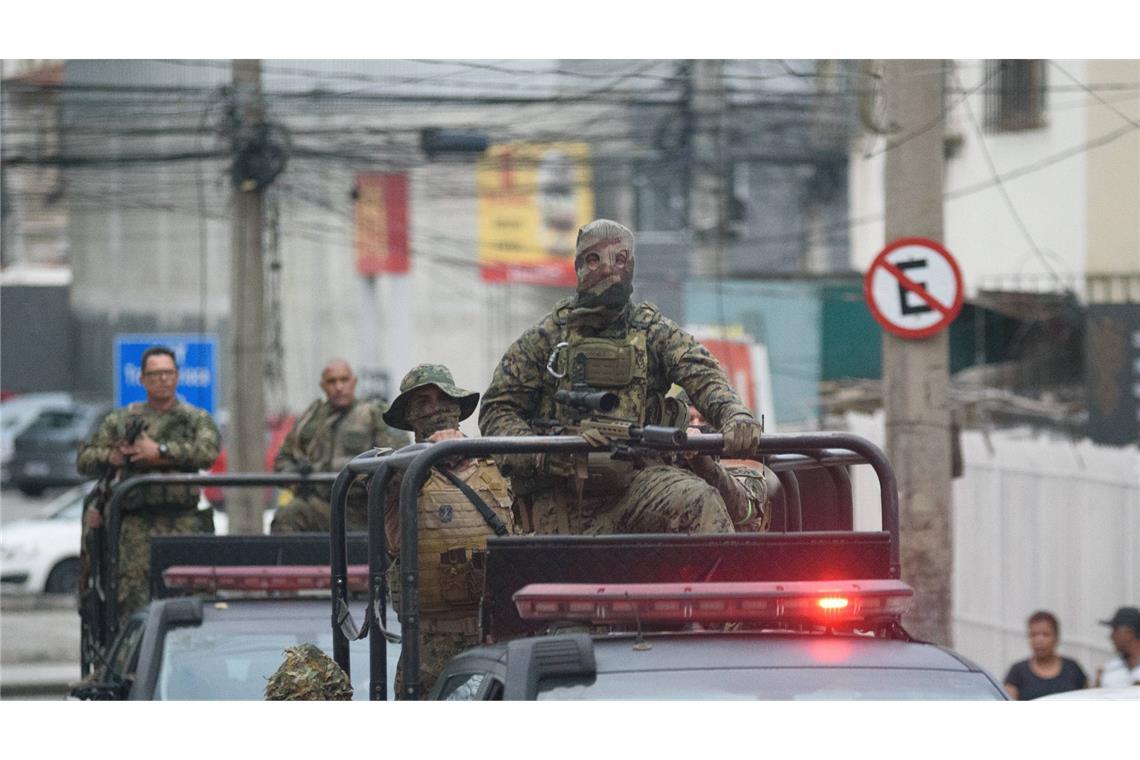 Bei dem Anti-Drogen-Einsatz ist es in Rio zu kriegsähnlichen Szenen gekommen.