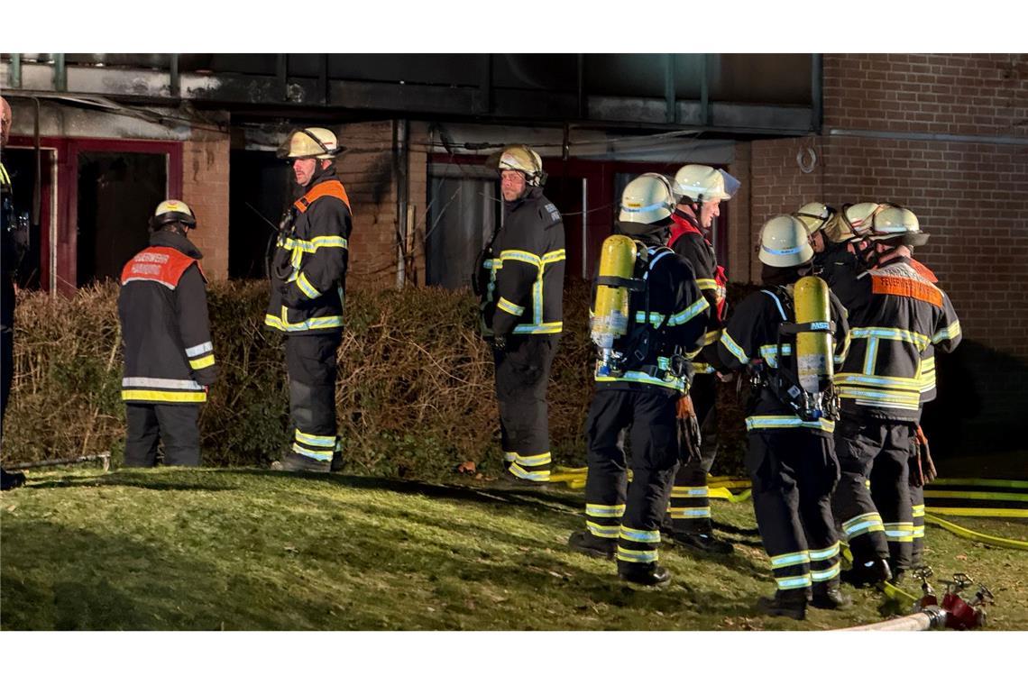 Bei dem Brand in einem Hamburger Pflegeheim kam für einen Mann jede Hilfe zu spät.