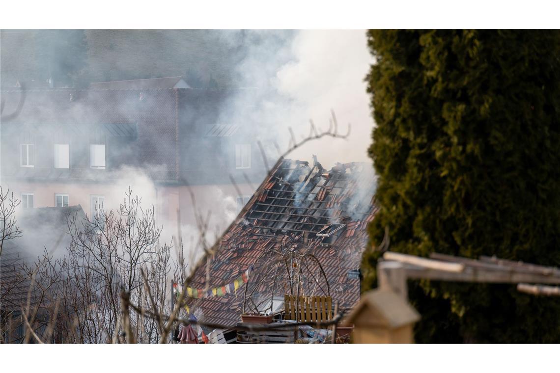Bei dem Brand wurden acht Personen verletzt.