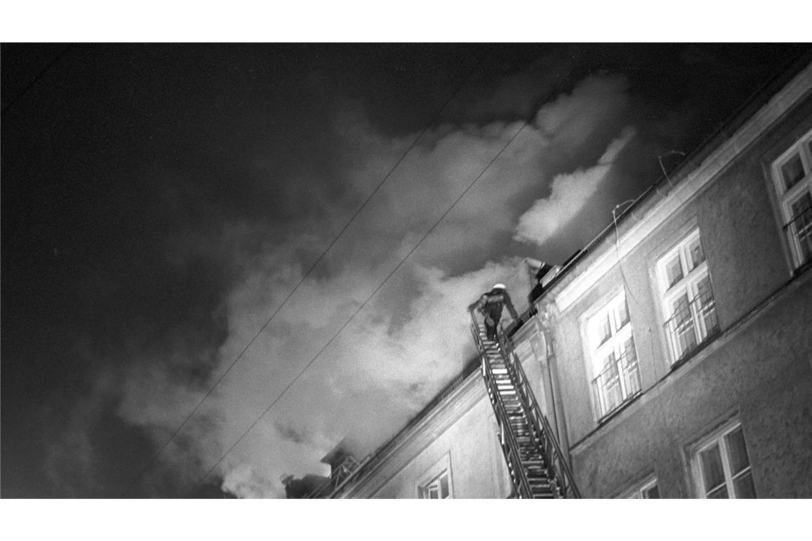 Rechtsextremer für Brand mit sieben Toten vor 55 Jahren im Verdacht Bei dem Brandanschlag starben sieben Menschen.