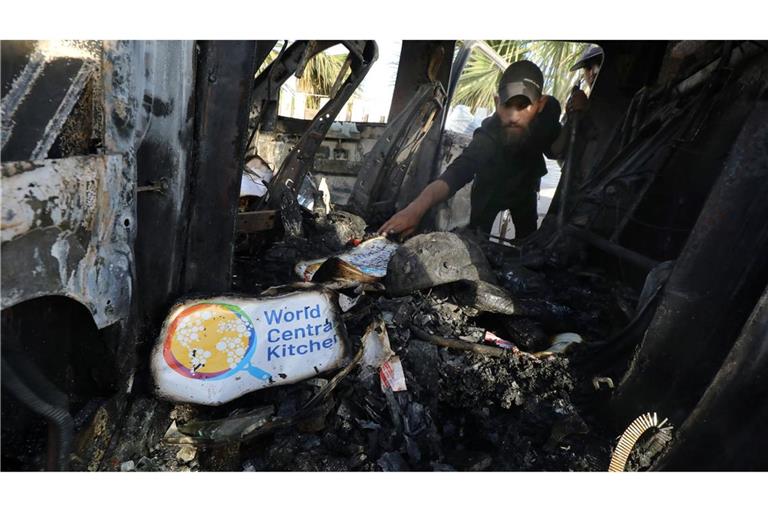 Bei dem israelischen Luftangriff im Gazastreifen sind laut World Central Kitchen sieben Mitarbeiter getötet worden.
