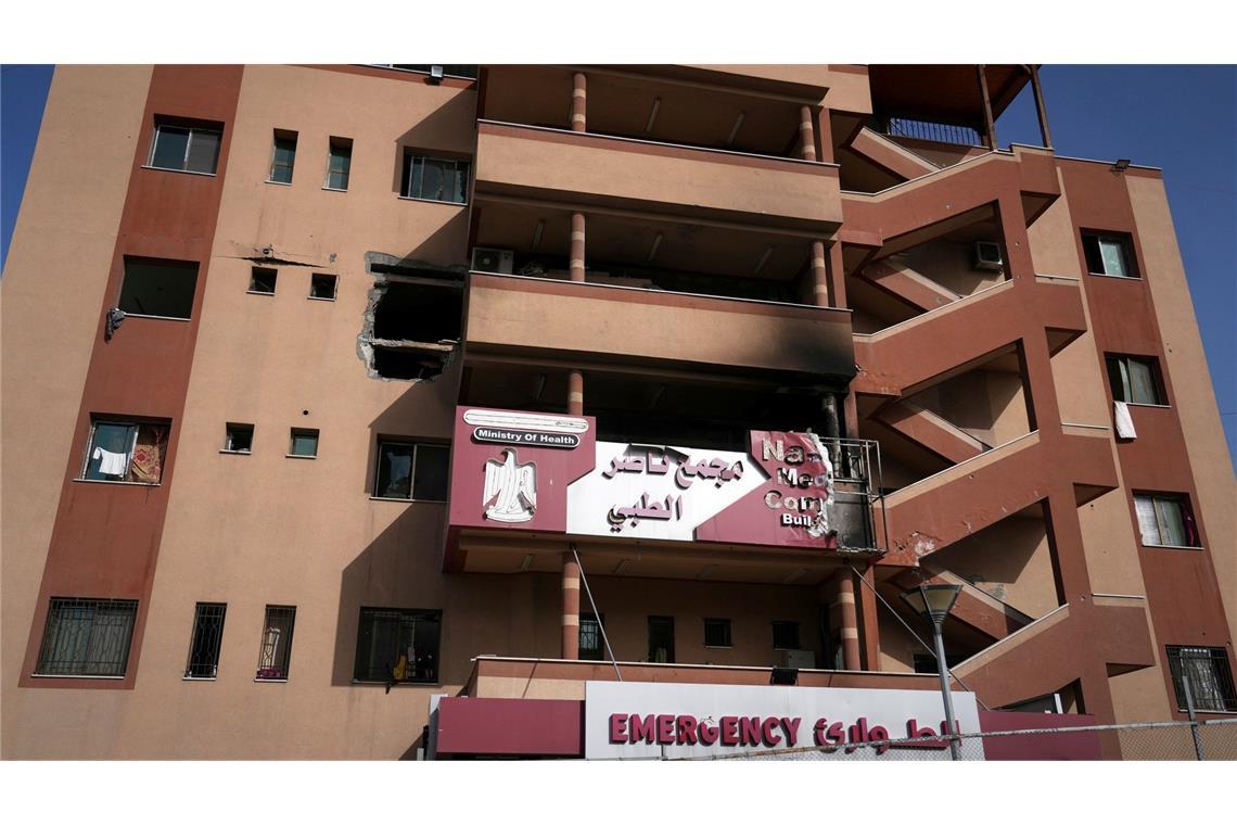 Netanjahu kündigt Gaza-Offensive "in kommenden Tagen" an Bei dem nächtlichen Angriff wurde das Nasser-Krankenhaus in Chan Junis beschädigt.