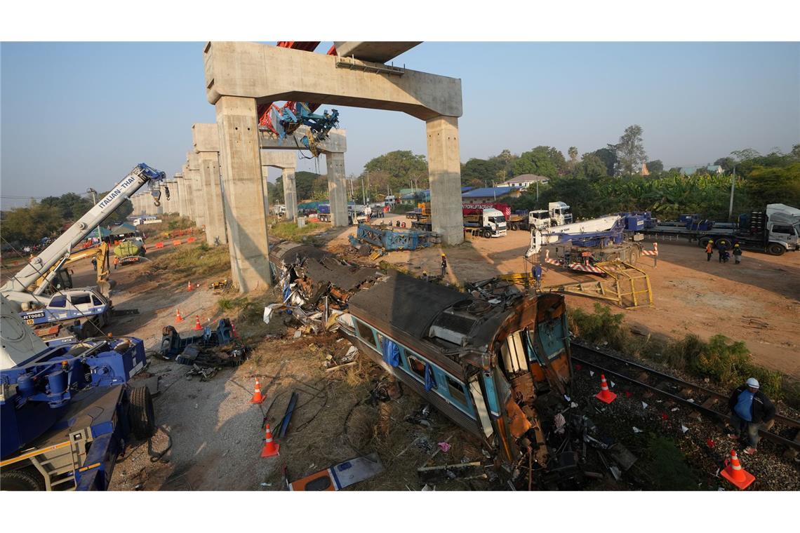 Bei dem schweren Zugunglück kamen mindestens 32 Menschen ums Leben.