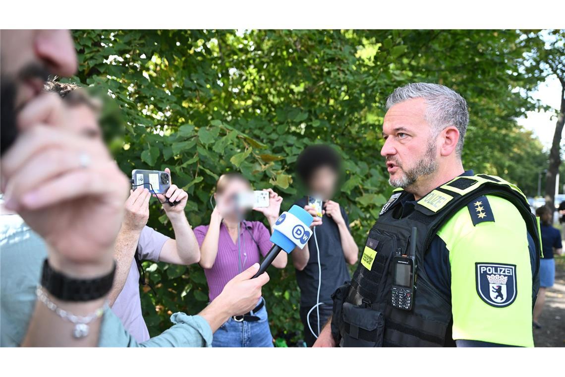 Bei dem Unfallfahrer aus Berlin-Wedding ist nach Angaben der Polizei eine nicht unerhebliche Menge Marihuana gefunden worden. (Archivbild)