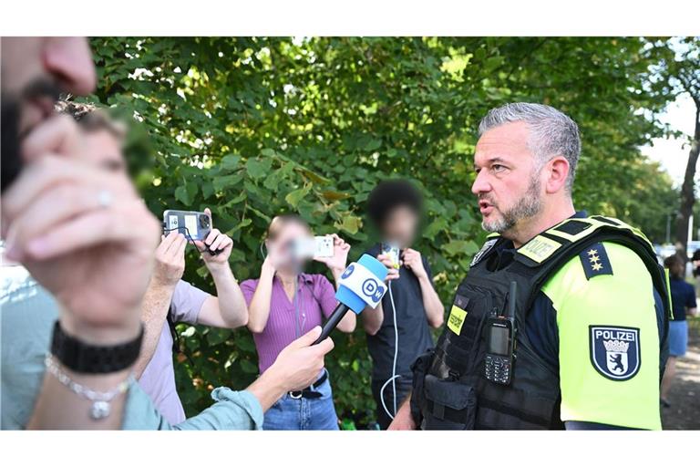 Bei dem Unfallfahrer aus Berlin-Wedding ist nach Angaben der Polizei eine nicht unerhebliche Menge Marihuana gefunden worden. (Archivbild)