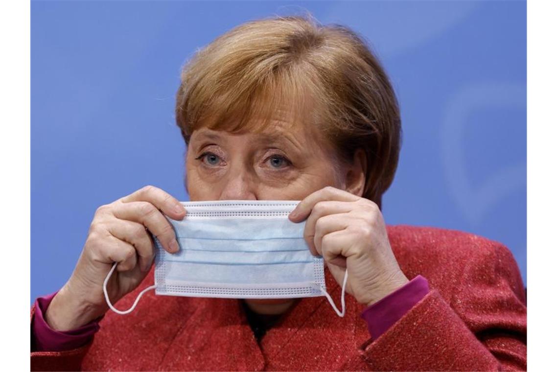 Wie geht's weiter im Corona-Winter? Bei den Besprechungen zwischen Kanzlerin Angela Merkel und den Ministerpräsidenten der Länder wurden kaum konkrete Entscheidungen getroffen. Foto: Odd Andersen/AFP/POOL/dpa