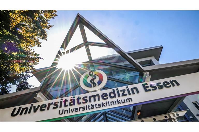 Bei den Ermittlungen gegen einen ehemaligen Krankenpfleger der Uni-Klinik Essen wurden mutmaßliche Opfer identifiziert. (Symbolfoto)