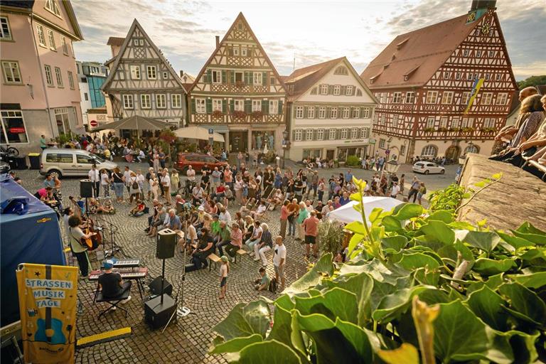 Bei den Straßenmusiktagen belebt Livemusik donnerstagabends die Backnanger Innenstadt. Archivfoto: Alexander Becher