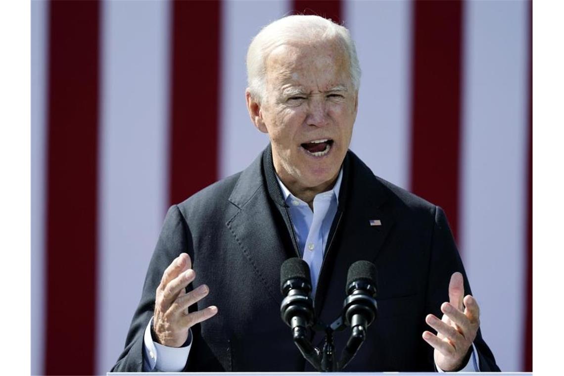 Bei den Vorwürfen, die keinerlei Grundlage hätten, handele es sich um „Müll“, sagt Joe Biden. Foto: Carolyn Kaster/AP/dpa