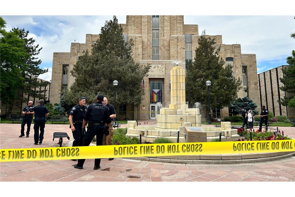 "Terrorangriff"? - Mehrere Verletzte bei Attacke in USA Bei der Attacke im US-Bundesstaat Colorado wurden mehrere Menschen verletzt.