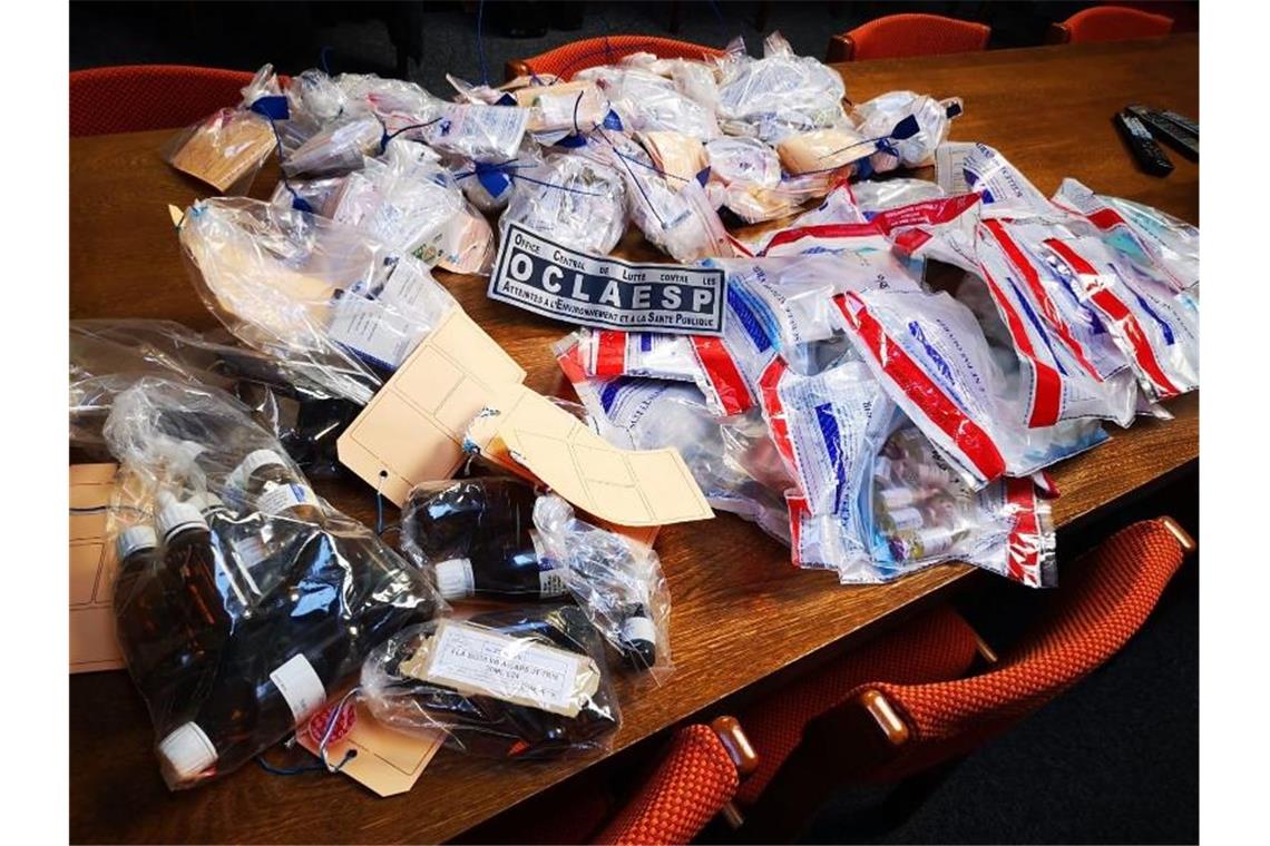 Bei der beispiellosen Razzia sind die Sicherheitsbehörden gegen den Handel mit Anabolika und gefälschten Medikamenten vorgegangen. Foto: OCLAESP/Europol