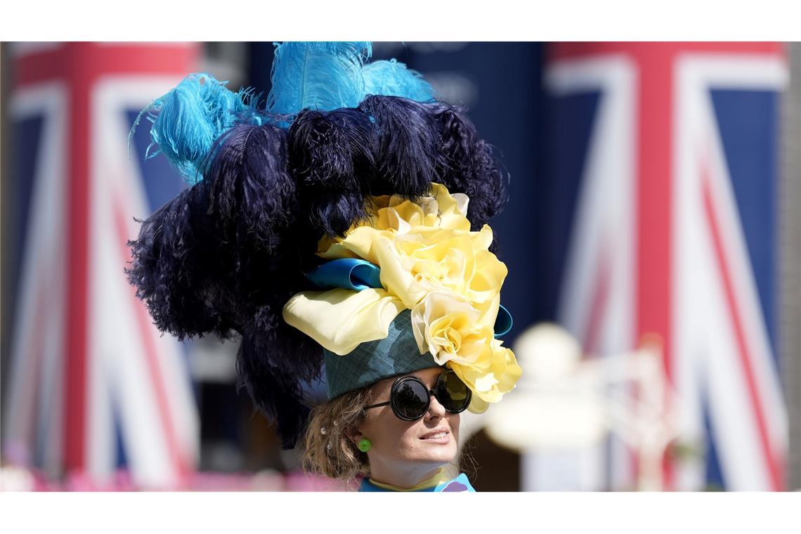 Bilder des Tages Bei der berühmten britischen Pferderennwoche „Royal Ascot“ sind Hüte ein fester Bestandteil des Outfits.