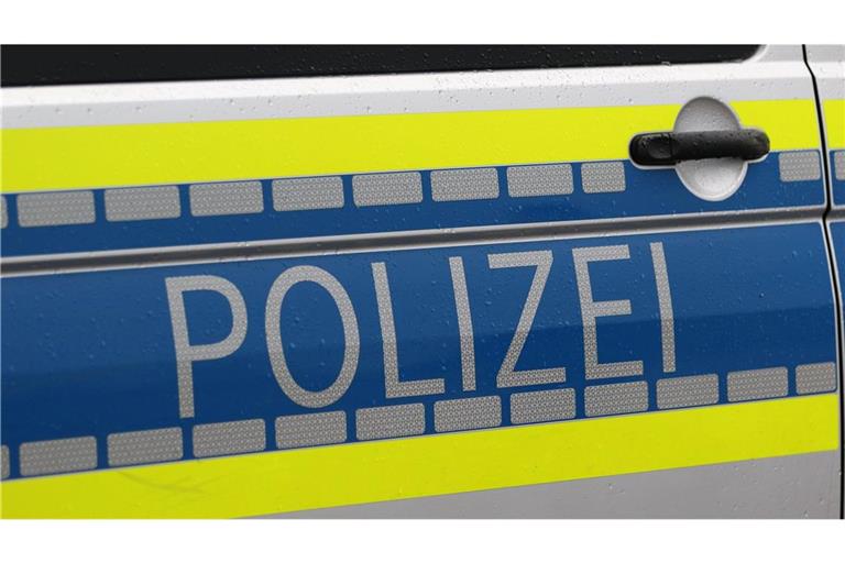Bei der Durchsuchung von 30 Wohnungen in mehreren Landkreisen bei München hat die Polizei drei Kinder-Sexpuppen sowie weiteres Material sicher (Symbolfoto).